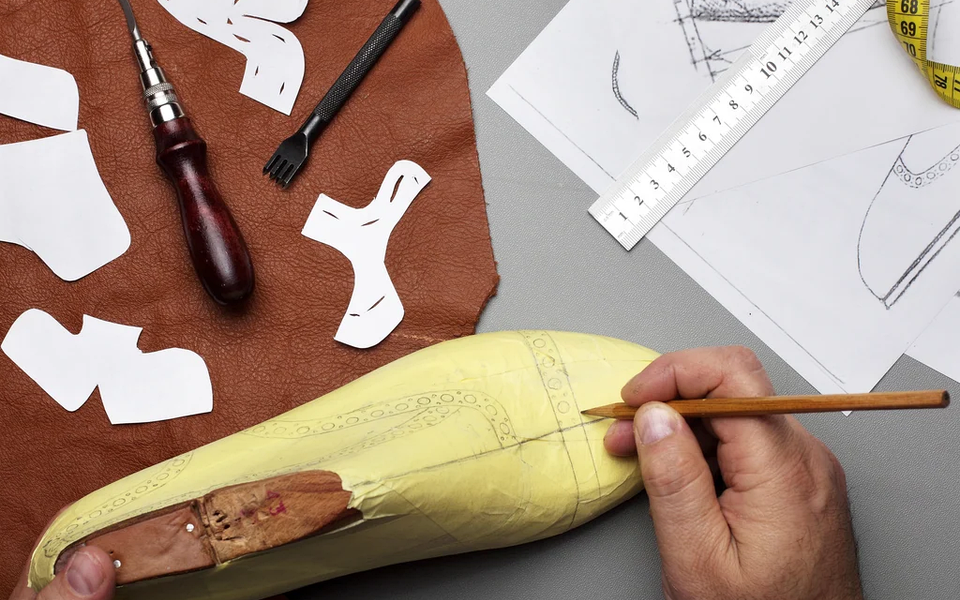 COMUNITYmade: Crafting Footwear with Purpose in Los Angeles